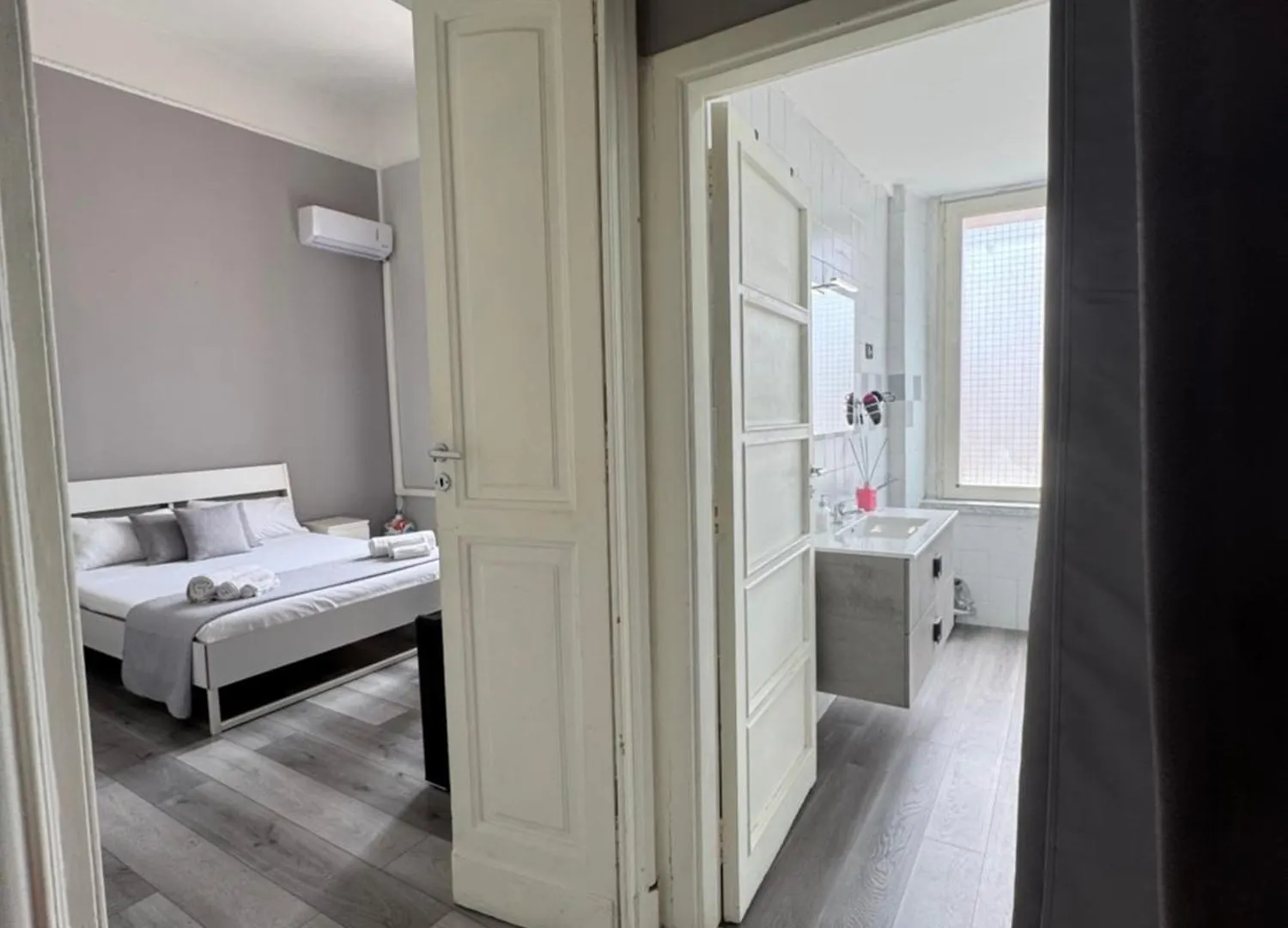 Bed & Breakfast Bed and Breakfast Adda passa a nuttat Napoli Italia